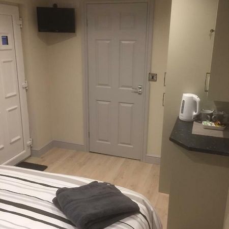 Private En-Suite Guestroom Ρούθιν Εξωτερικό φωτογραφία