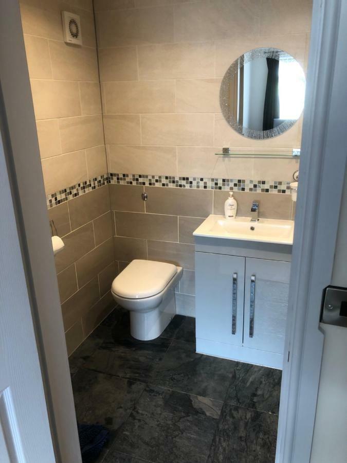 Private En-Suite Guestroom Ρούθιν Εξωτερικό φωτογραφία