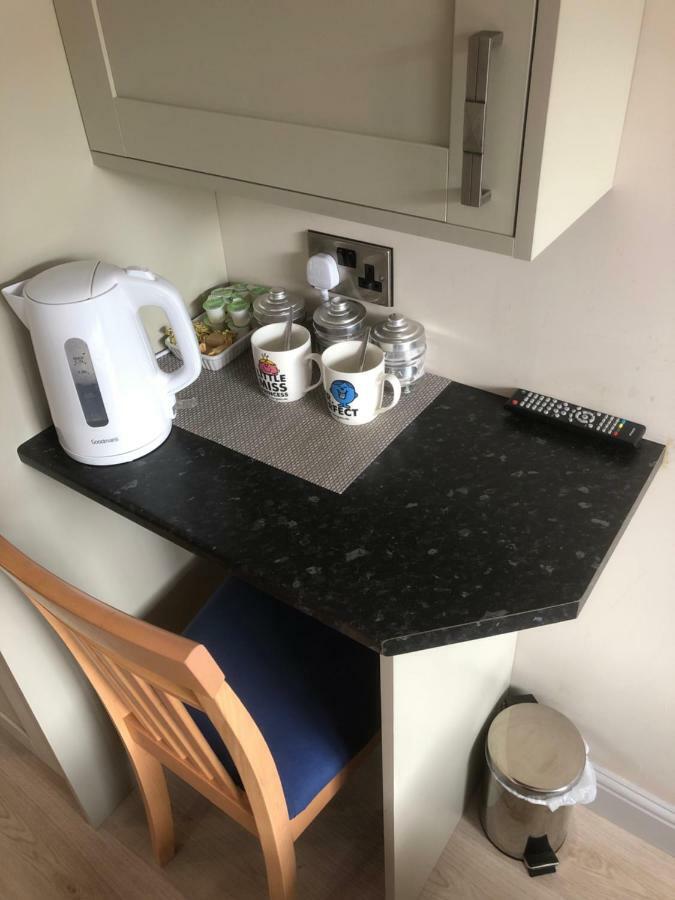 Private En-Suite Guestroom Ρούθιν Εξωτερικό φωτογραφία